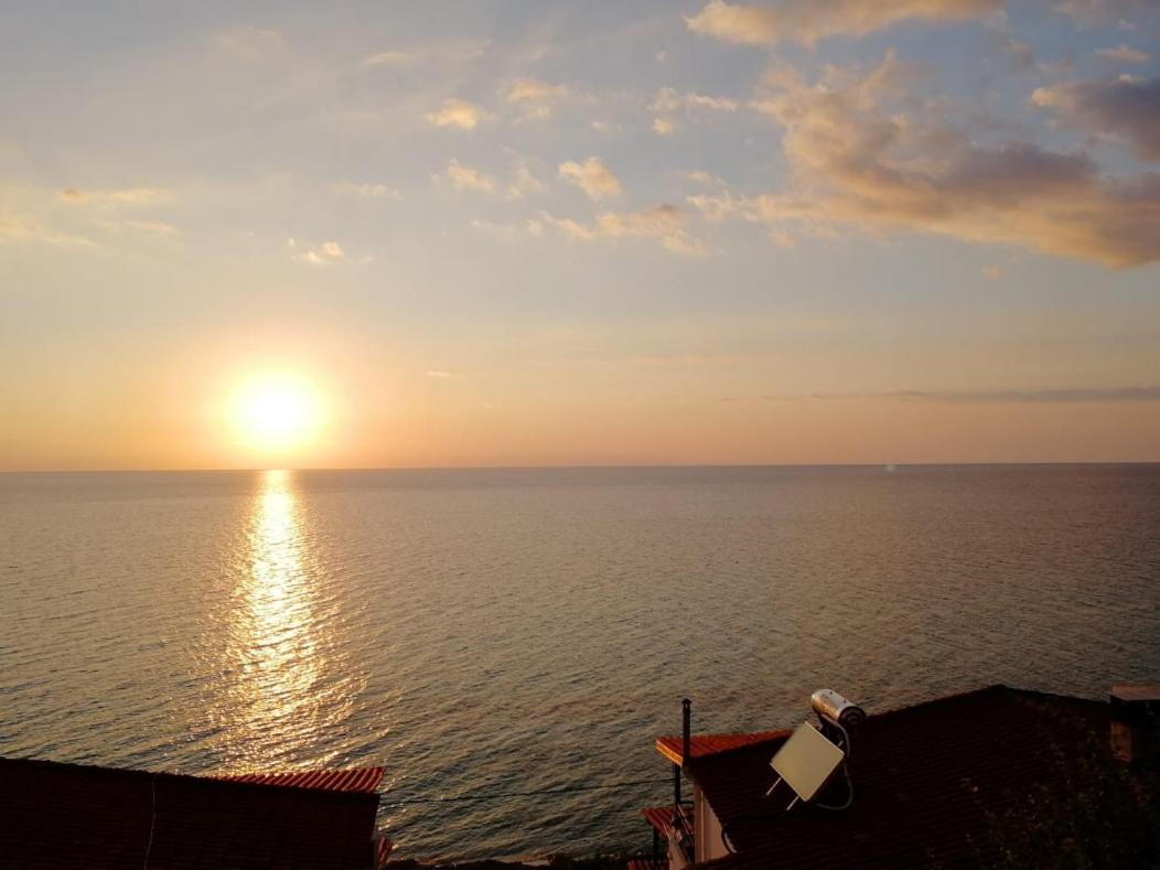 Villa By The Sea With Great View Siviri Esterno foto